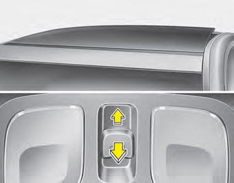 Before opening or closing the sunroof, open the roller blind (refer to the following